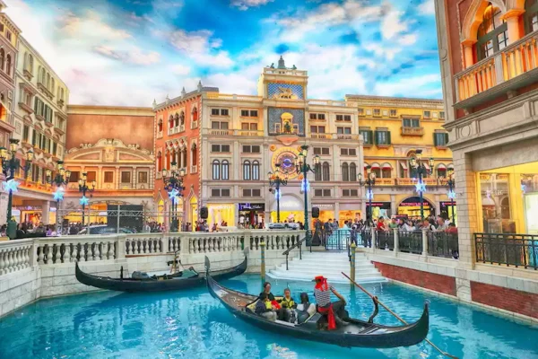 Escape to Canton Macau
