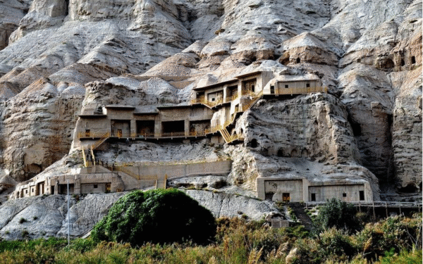 Frozen Frontiers: Explore Southern Xinjiang in Winter
