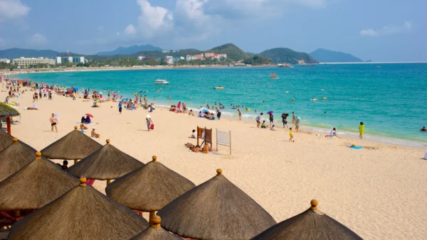 Sanya Splendor: Where Summer Never Ends