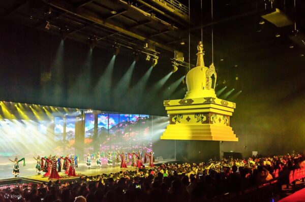 Wondrous China: Chengdu & Jiuzhaigou Experience