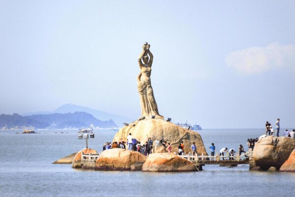 City Lights & Coastal Sights: Hong Kong, Shenzhen & Mini Busan